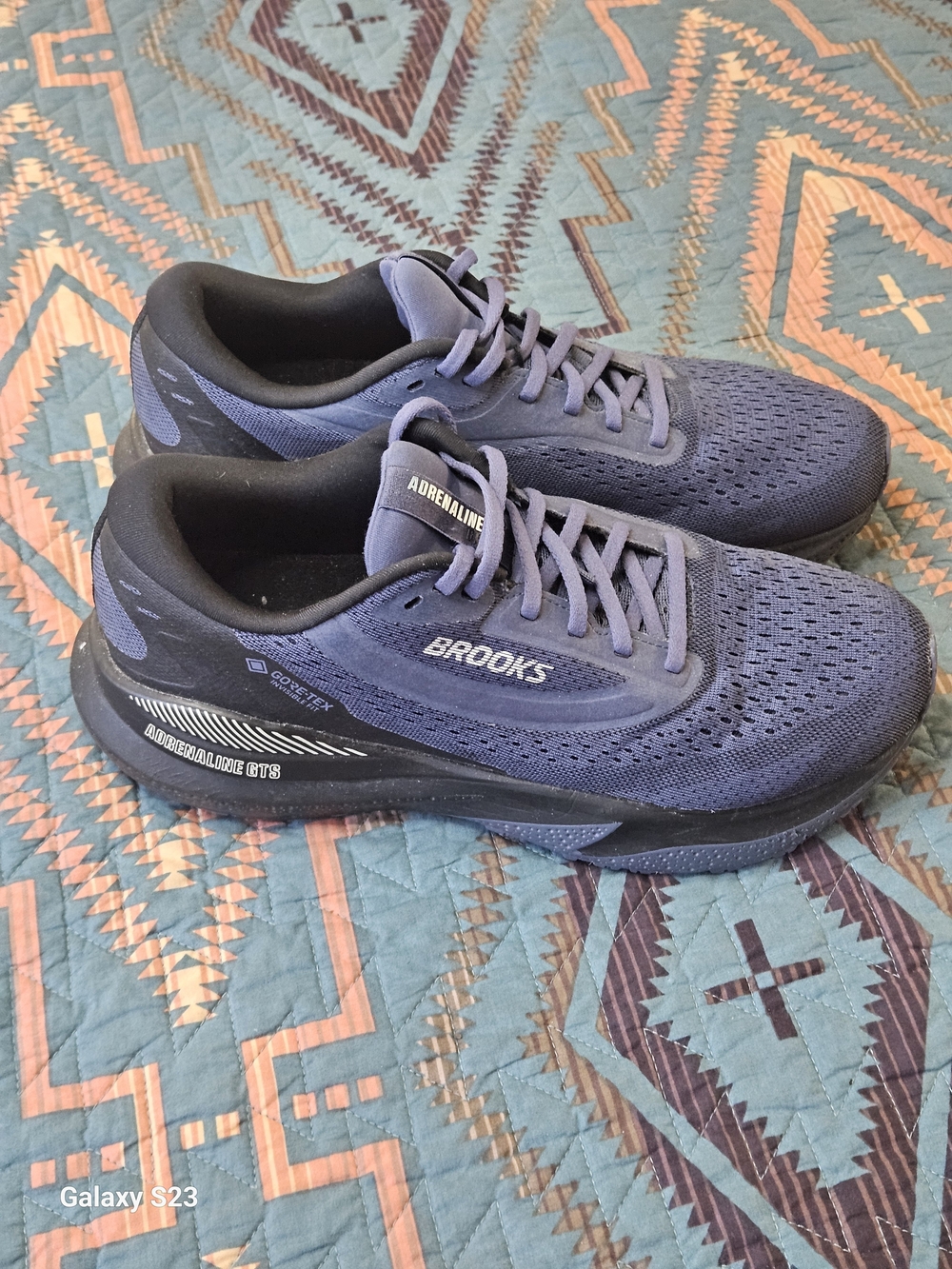 Brooks Adrenaline GTS 24 Running Shoes